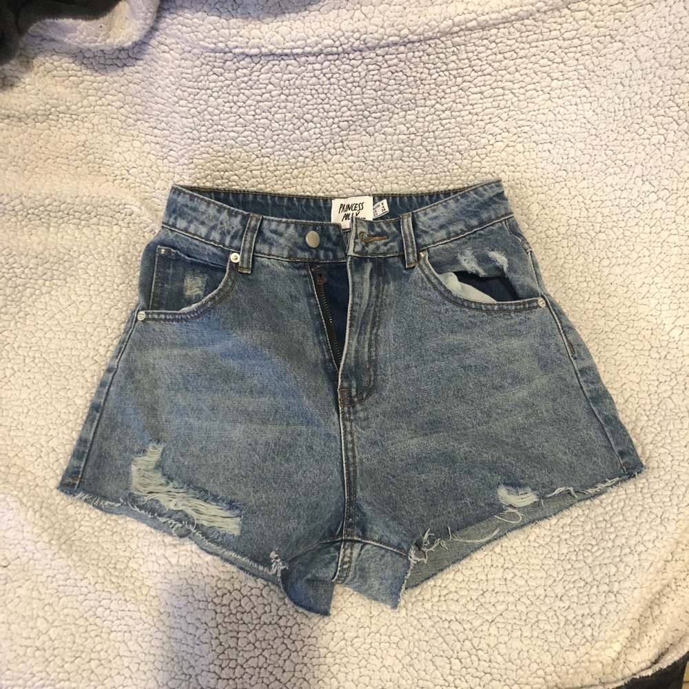 Princess Polly Blue Jean shorts   5 pocket distressed. Very comfy